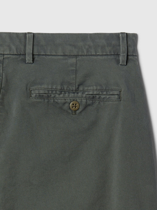 Modern Khakis in Baggy Fit