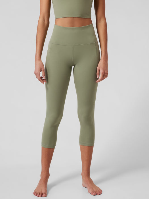 Salutation Stash Capri