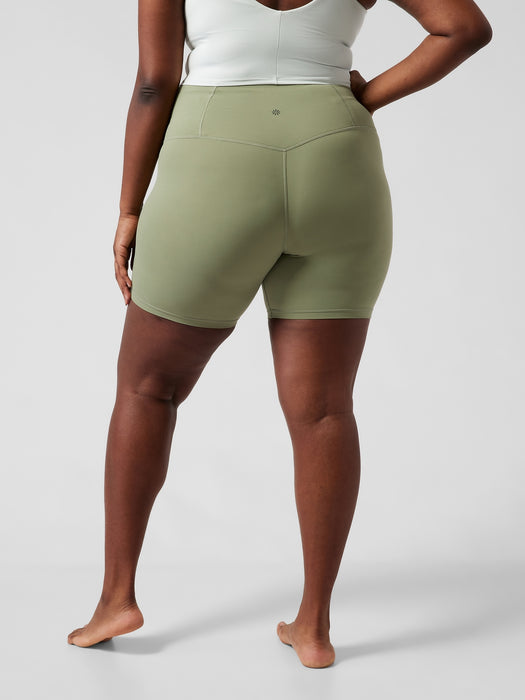 Ultra High Rise Elation 7&#34 Short