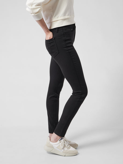 Flex Ultra Skinny Jean Pant in Black