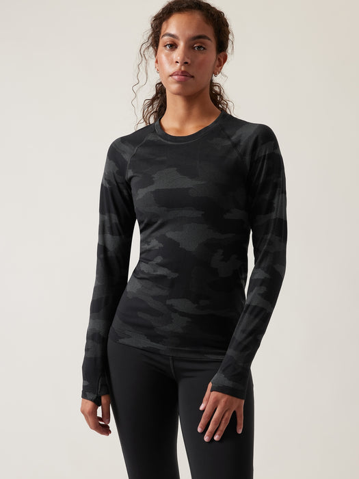 Momentum Seamless Camo Top