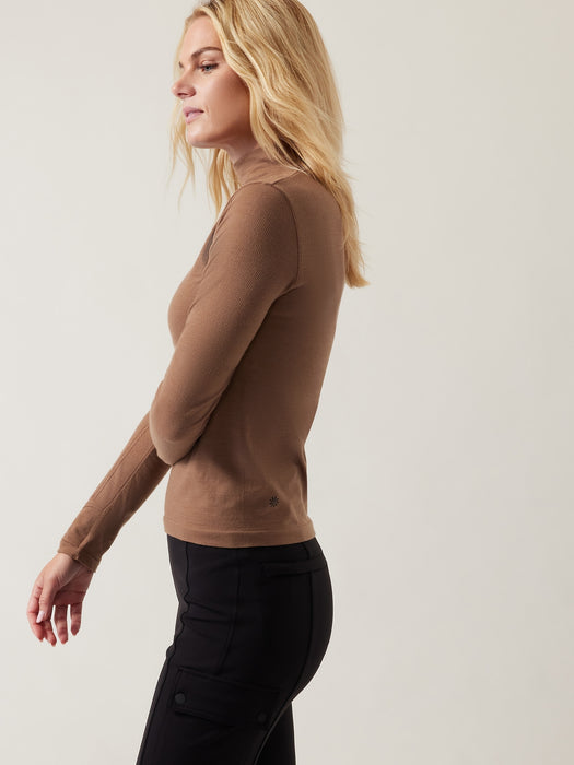 Ascent Seamless Turtleneck