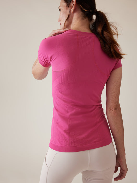 Momentum Seamless Tee