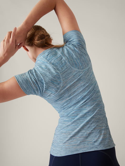 Momentum Seamless Tee