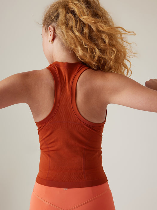 Momentum Seamless Sport Length Tank