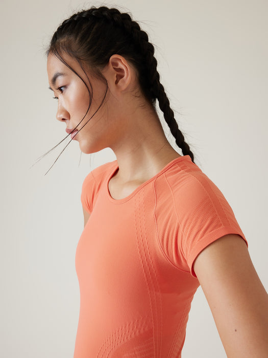 Speedlight Seamless Tee