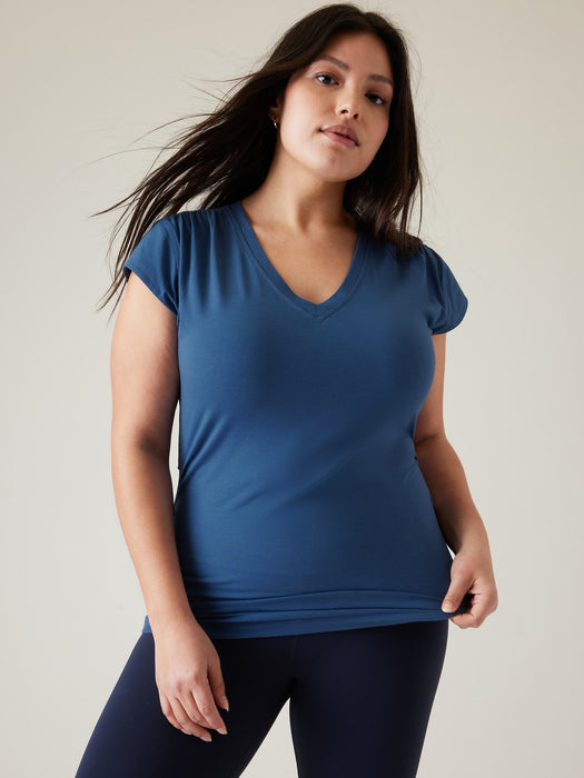 Outbound V&#45Neck Tee