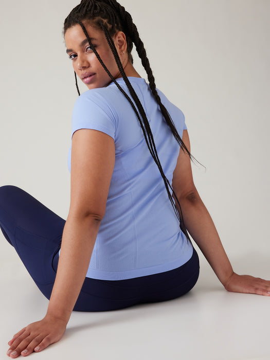 Momentum Seamless Tee