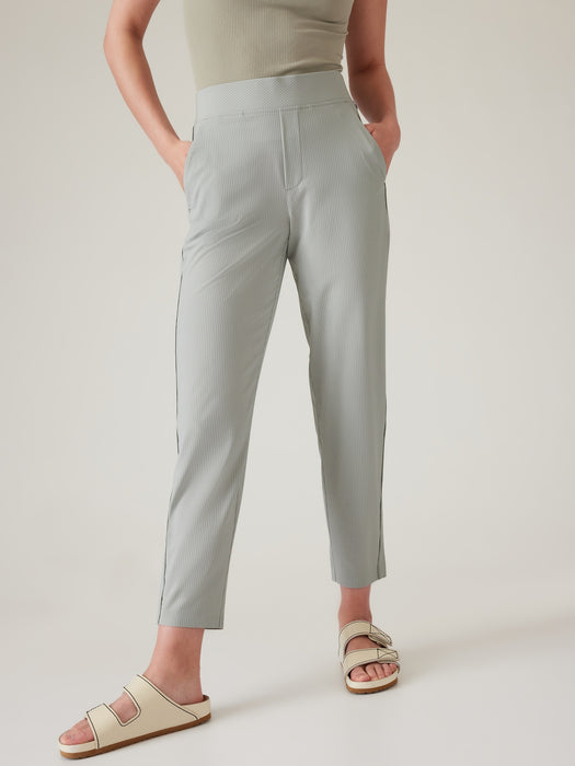 Brooklyn Textured Ankle Pant