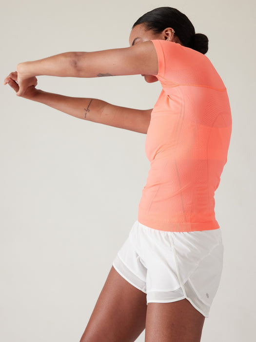 Momentum Seamless Tee