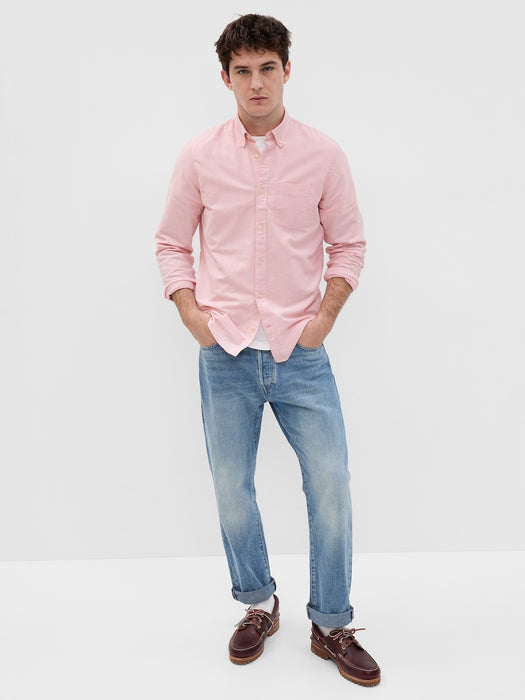 Classic Oxford Shirt in Standard Fit with In-Conversion Cotton