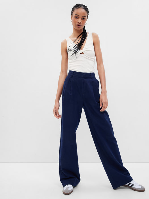 Modern Twist-Front Tank Top