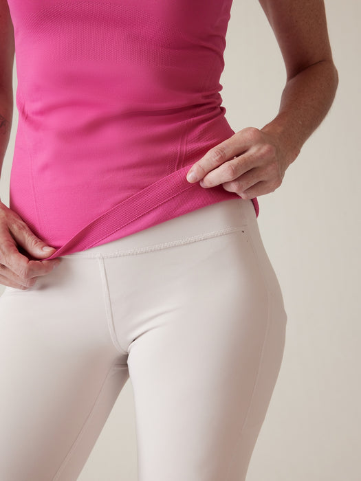 Momentum Seamless Tee