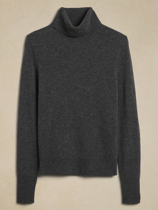 Caro Lightweight Cashmere Turtleneck Sweater