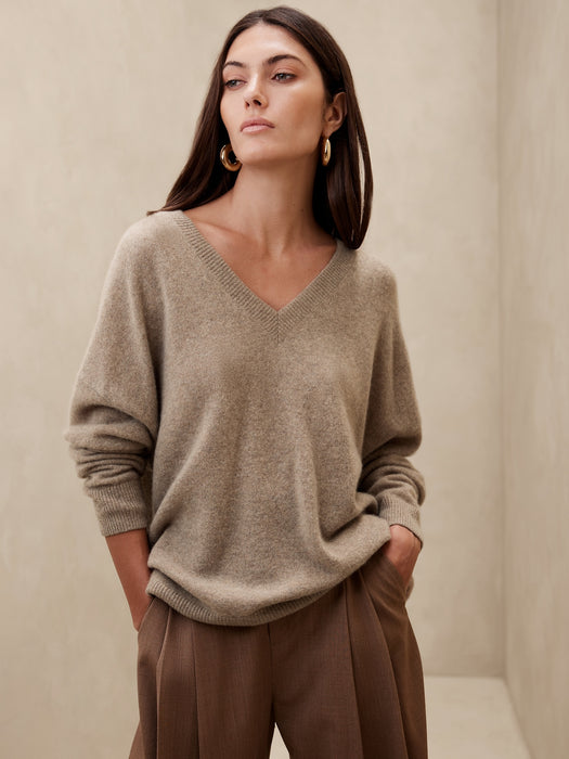 Caro Lightweight Cashmere V-Neck Sweater