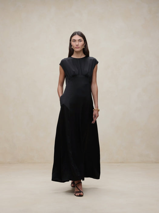 Astral Silk Maxi Dress GAP (International) Astral Silk Maxi Dress GAP (International)