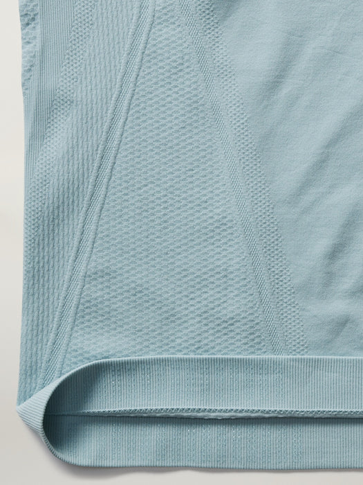 Momentum Seamless Tank