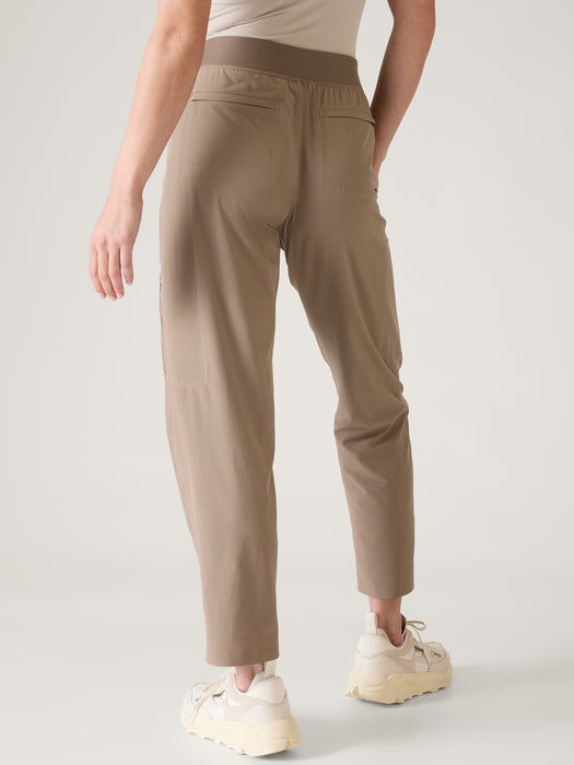 Brooklyn Mid Rise Ankle Utility Pant