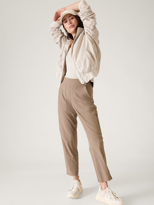 Brooklyn Mid Rise Ankle Utility Pant