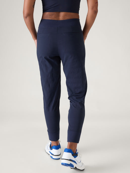 Trekkie North High Rise Jogger