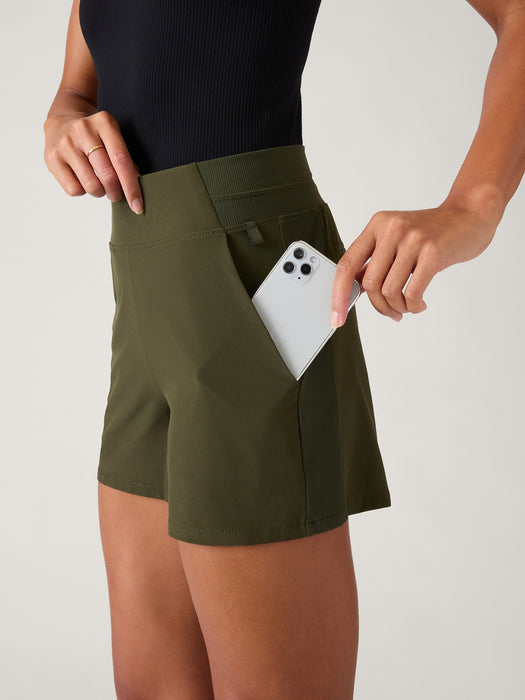 Brooklyn Mid Rise Short