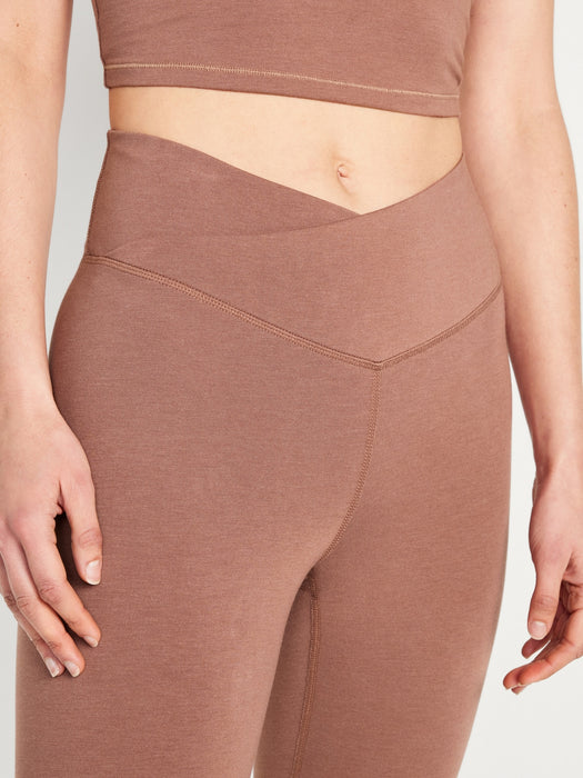 Extra High-Waisted PowerChill Crop Leggings