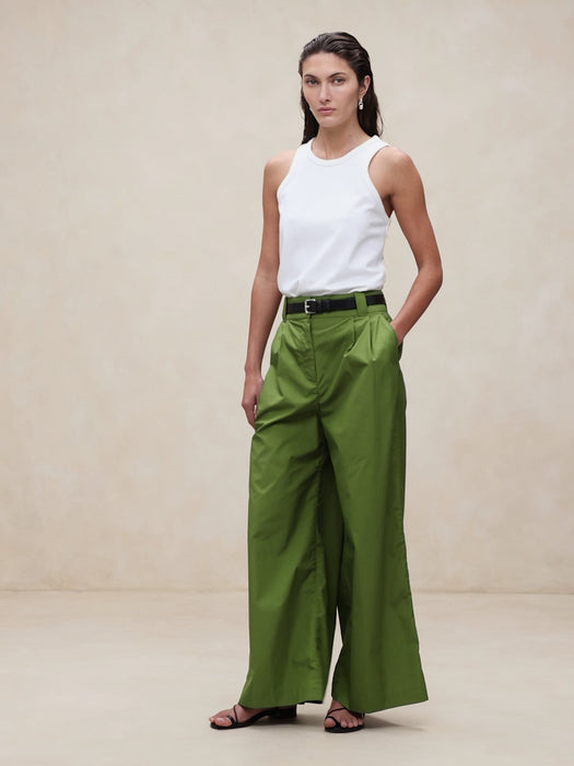 Pleated Wide-Leg Crop Poplin Pant