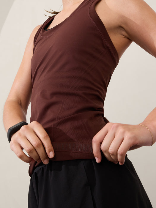 Momentum Seamless Tank