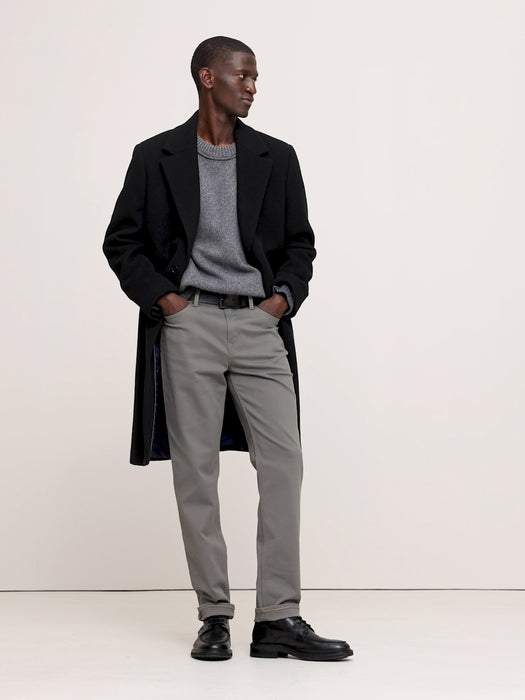 Slim Traveler Pant