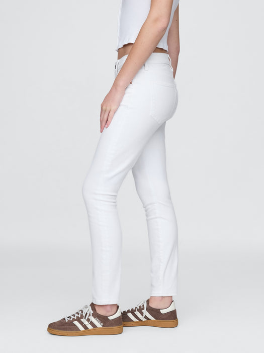 Mid Rise True Skinny Jeans