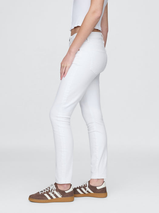 Mid Rise True Skinny Jeans