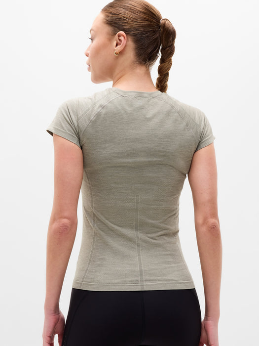 Momentum Flex Tee