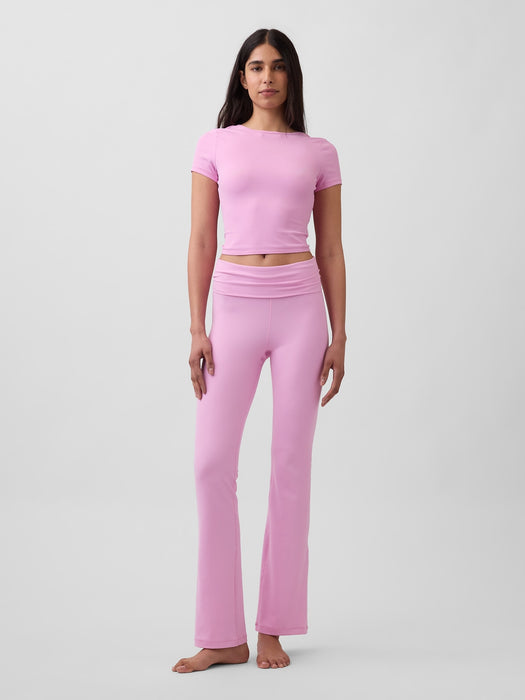 GapFit Smooth Reversible Wrap Crop Top
