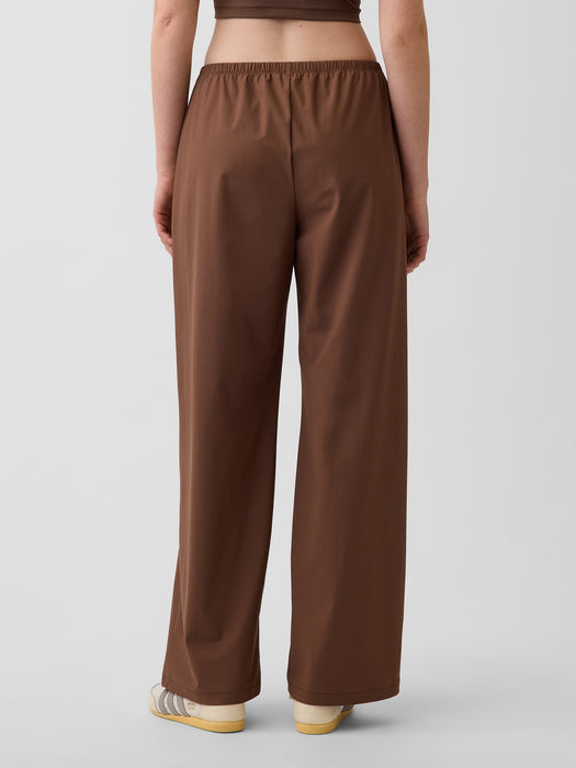 GapFit Tech Low Rise Relaxed Easy Pants