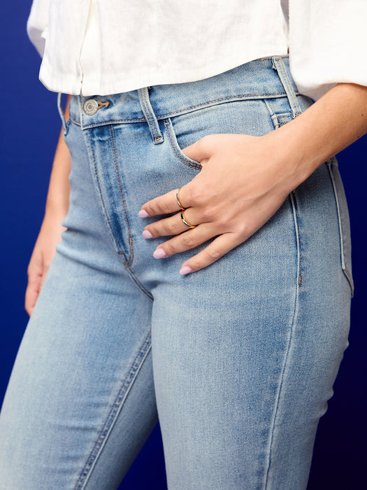 High-Waisted Wow Straight Ankle Jeans