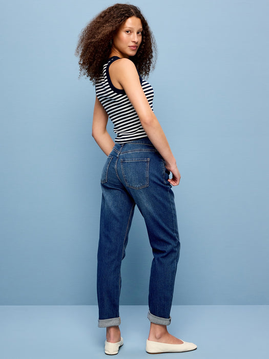 Mid-Rise Wow Boyfriend Straight Jeans