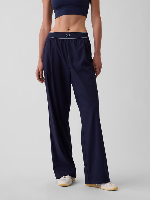 GapFit Pleated Easy Logo Pants