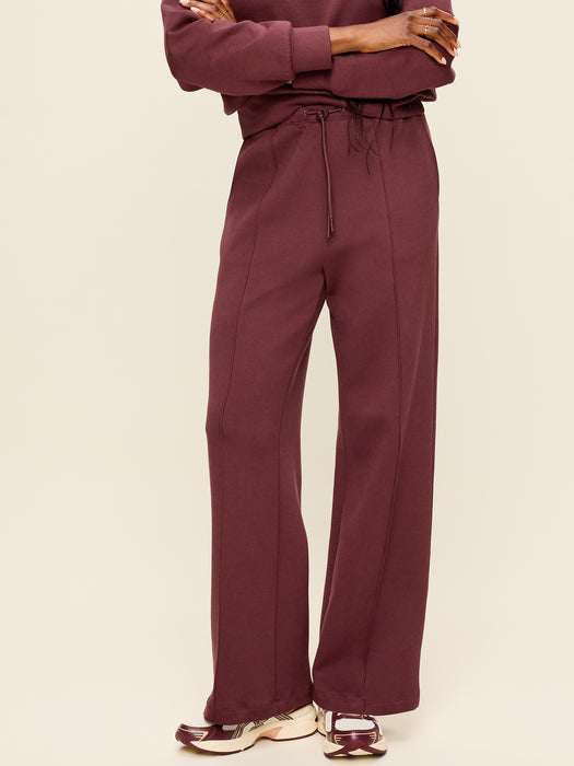 Mid-Rise Dynamic Fleece Textured Wide-Leg Sweatpants