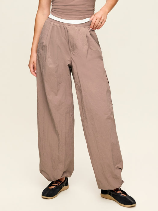 Mid-Rise Adjustable Active Woven Utility Pants