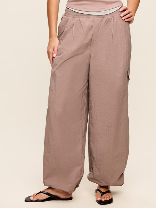 Mid-Rise Adjustable Active Woven Utility Pants