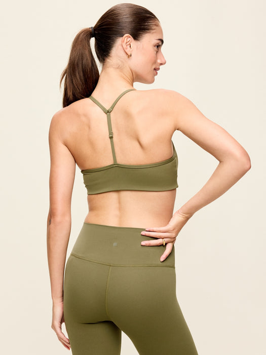 Light Support StudioSmooth Y-Back Sports Bra