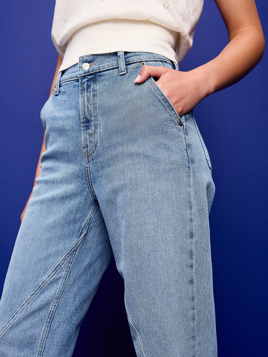 High-Waisted Baggy Barrel Jeans