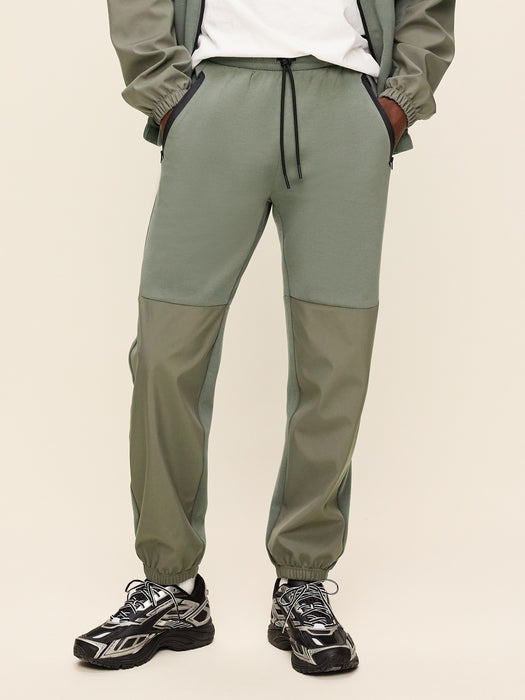 Dynamic Fleece Mixed Media Joggers