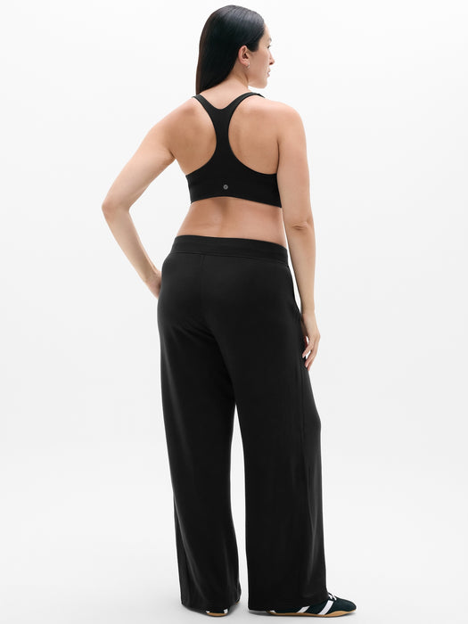 Coaster Luxe Straight Leg Pant