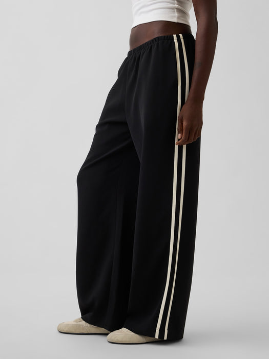 Easy Wide-Leg Pants