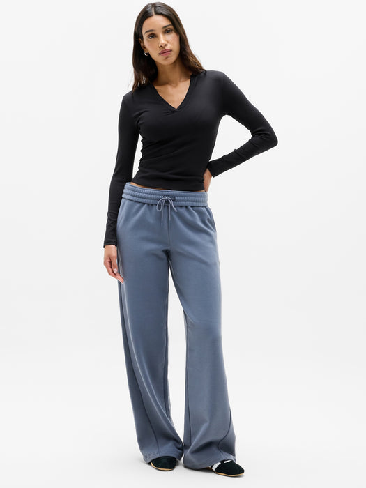 Signature Rib V-Neck Top