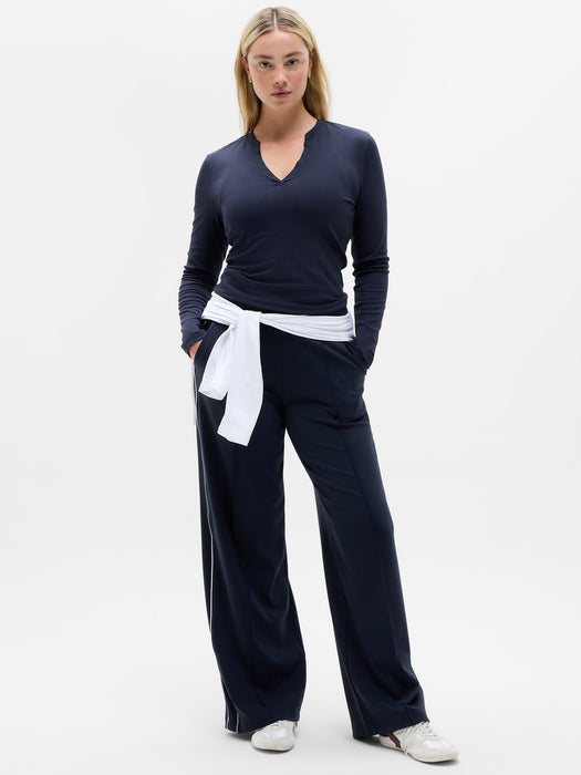 Signature Rib V-Neck Top