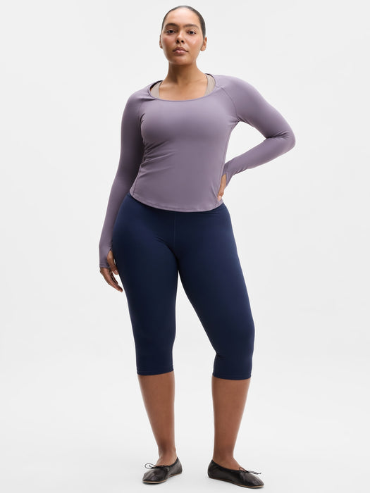 Transcend Scoop Top