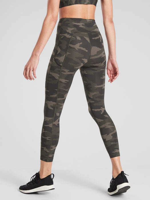 Ultimate Stash Pocket Camo 7/8 Tight