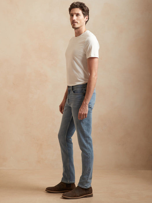 Slim Legacy Jean - Light Wash